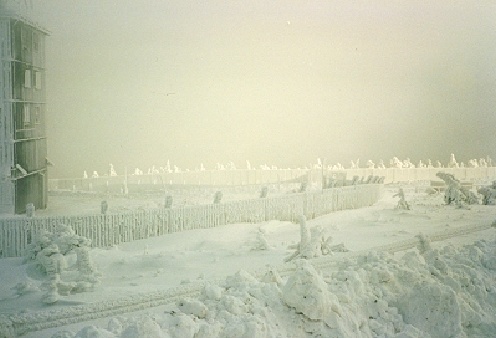 21 Am Brockenturm.jpg